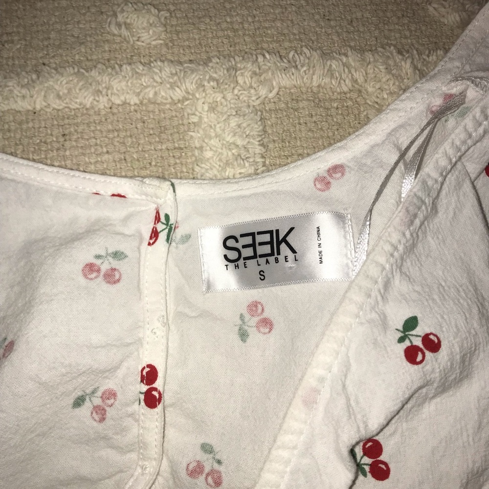 Wrap Top - Picture 2 of 2